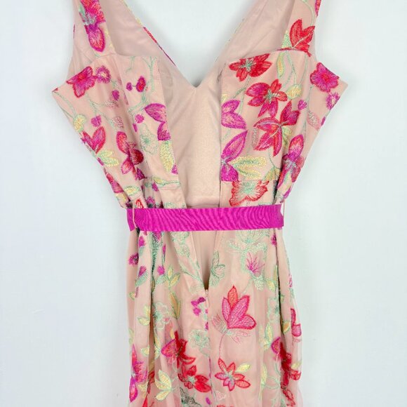 Eliza J Embroidered Sheath Dress Floral V-Neck Sleeveless Pink Size 6 EUC - Picture 14 of 16